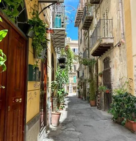 Triscele House - Corrieri Apartment *